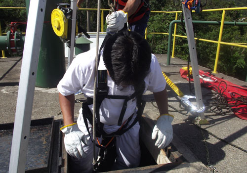 Treinamento de Espaço Confinado